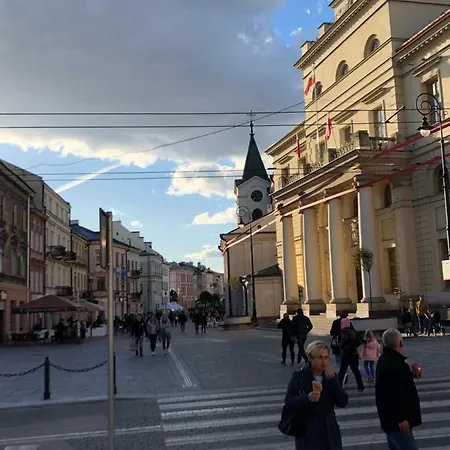 Na Czechowskiej 公寓